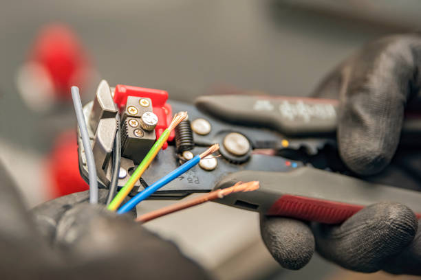 Best Affordable Electrician  in Kingston, WA
